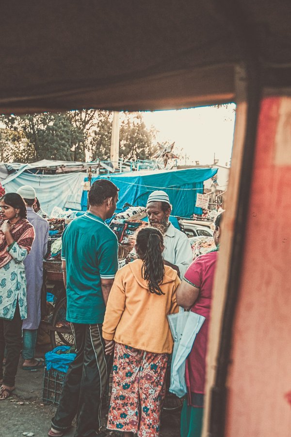 Quels sont les avantages de louer une maison de vacances en Provence avec des cours de cuisine et des visites de marchés locaux?
